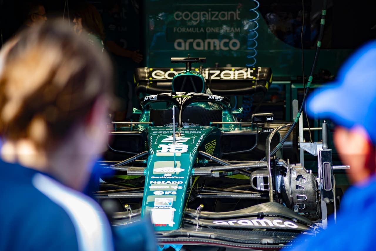 aston martin f1