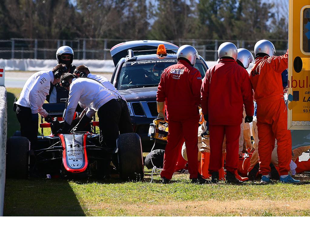 Formula One: Grosjean fastest on fourth day of test, Alonso hospitalized after crash, RTR Sports